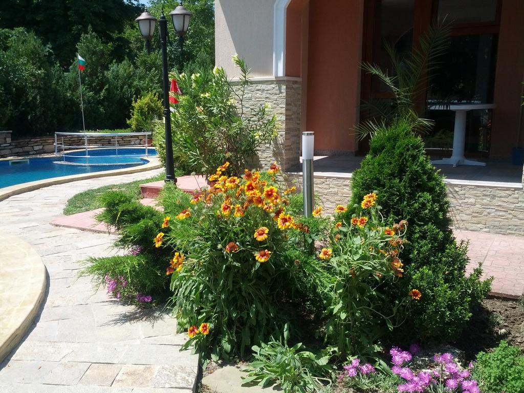 Byala Perla Family Hotel Luaran gambar